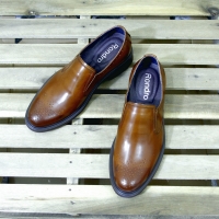 Bí quyết mua giày nam rẻ nhất mà chúng ta nên biết