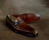 Học ngay bí quyết chọn giày da nam phù hợp cho các quý ông