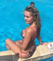 Cô gái Nga chết ngay lập tức khi làm rơi điện thoại xuống bồn tắm